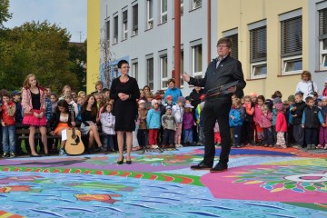 malovani-na-chodniku-zs-pardubice-stankova