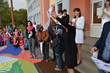 malovani-na-chodniku-zs-pardubice-stankova