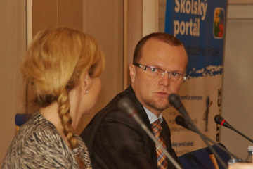 navsteva-ministryne-kateriny-valachove-v-pardubickem-kraji