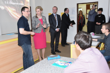 navsteva-ministryne-kateriny-valachove-v-pardubickem-kraji