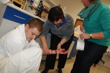 specialni-technohratky-2014-pro-vychovne-a-karierni-poradce-ve-stredni-prumyslove-skole-chemicke-pardubice