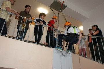 specialni-technohratky-2014-pro-vychovne-a-karierni-poradce-ve-stredni-prumyslove-skole-chemicke-pardubice