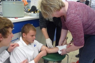 specialni-technohratky-2014-pro-vychovne-a-karierni-poradce-ve-stredni-prumyslove-skole-chemicke-pardubice