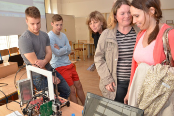 technohratky-2015-ve-stredni-prumyslove-skole-elektrotechnicke-a-vyssi-odborne-skole-pardubice