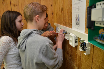 technohratky-2015-ve-stredni-prumyslove-skole-elektrotechnicke-a-vyssi-odborne-skole-pardubice