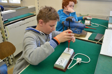 technohratky-2015-ve-stredni-prumyslove-skole-elektrotechnicke-a-vyssi-odborne-skole-pardubice