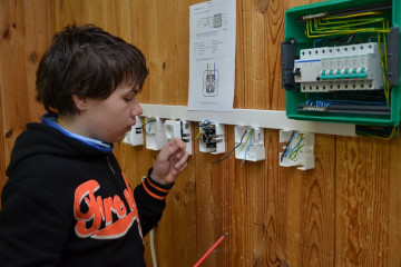 technohratky-2015-ve-stredni-prumyslove-skole-elektrotechnicke-a-vyssi-odborne-skole-pardubice