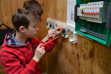 technohratky-2015-ve-stredni-prumyslove-skole-elektrotechnicke-a-vyssi-odborne-skole-pardubice