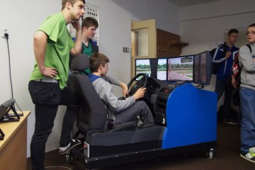 technohratky-2015-ve-stredni-skole-automobilni-usti-nad-orlici