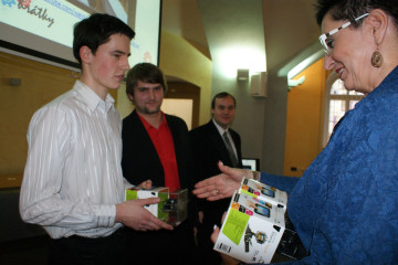 vyhlaseni-vysledku-foto-a-video-soutezi-technohratky-2013