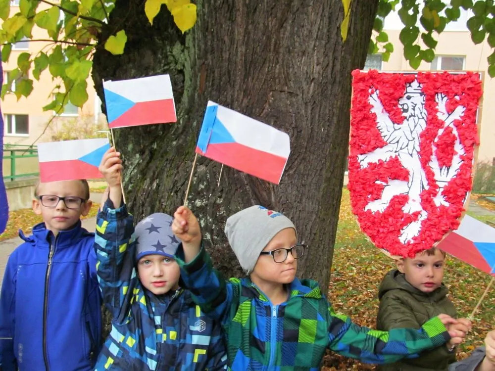 V&nbsp;mateřské škole Svitavy, Větrná 11 a&nbsp;jejím odloučeném pracovišti Úvoz to žije oslavami vzniku Československé republiky!