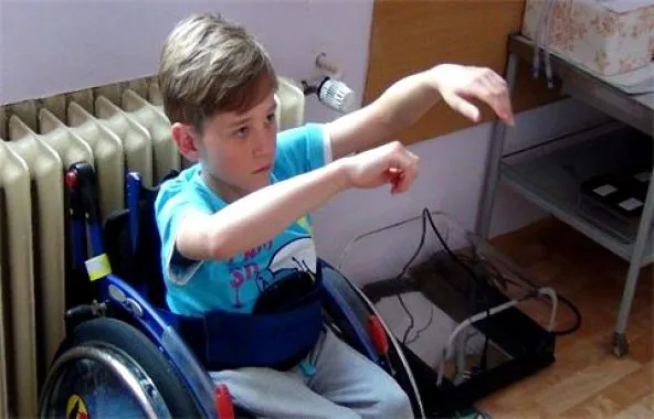 SPŠE a&nbsp;VOŠ: Projekt OPVK 44 a&nbsp;Technologie Microsoftu pomáhají (nejen) dětem