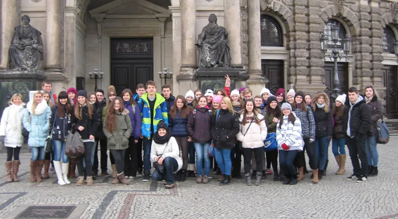 Studenti Gymnázia, Mozartova navštívili advetní Drážďany