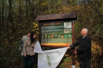 Slavnostni-odhaleni-infopanelu