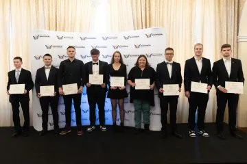 HK_Diplomy31-–-kopie