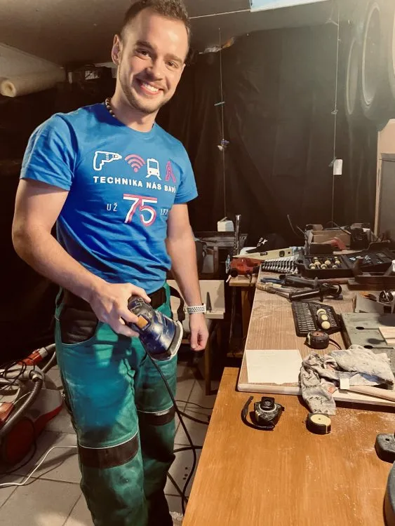 Mimořádný projekt truhláře českotřebovské školy