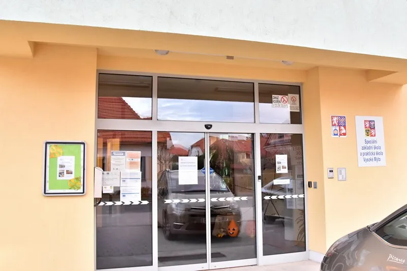 Deset z&nbsp;jedenácti středních škol má stejné vedení i&nbsp;po výběrovém řízení