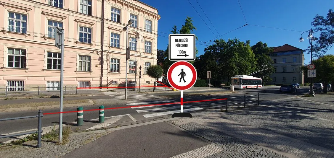 Stavební práce v&nbsp;okolí budovy krajského úřadu a&nbsp;pracoviště magistrátu – uzavření přechodů a&nbsp;vchodu ul. Jahnova