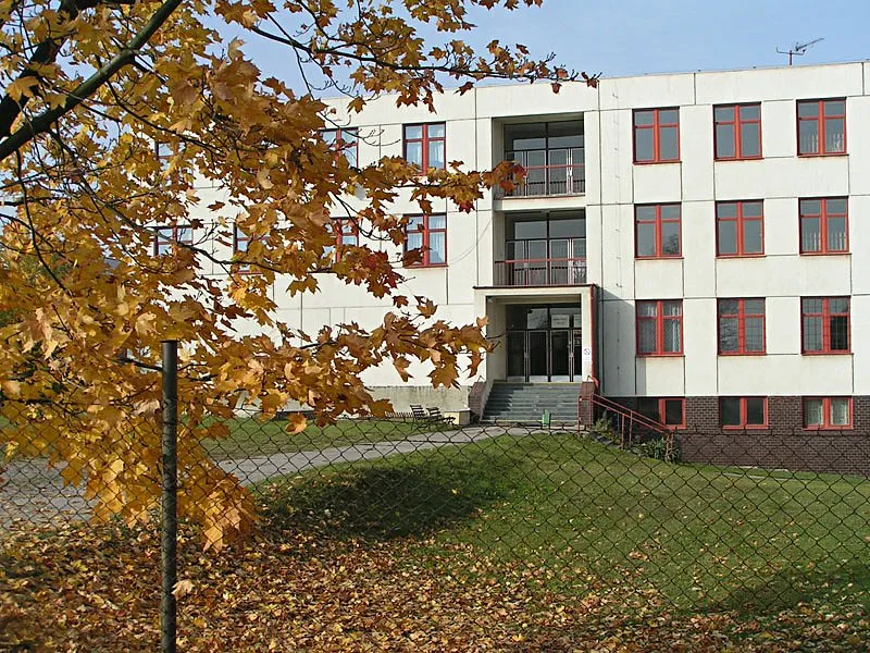 Nejen rekonstrukce interiérů. Domov mládeže v&nbsp;Přelouči bude mít i&nbsp;nový kabát