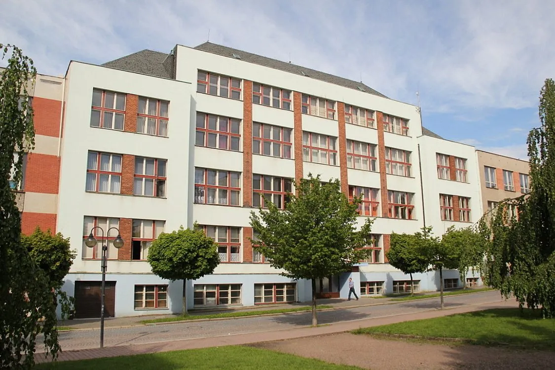 Technická škola v&nbsp;České Třebové ruší vyšší odbornou školu a&nbsp;mění svůj název