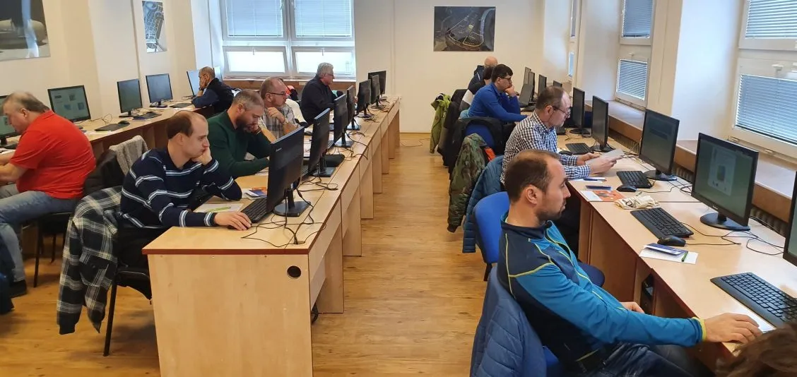 Na SPŠE Pardubice proběhl workshop „Využívání technologií Microsoft“ pro školy zřizované Pardubickým krajem