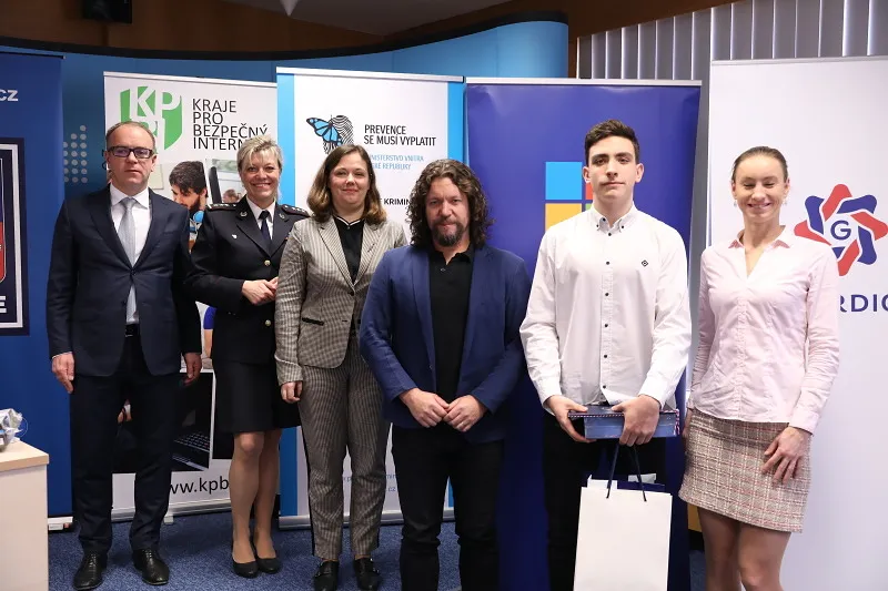 Druhé místo v&nbsp;republikovém finále kvízu KPBI pro Pardubický kraj