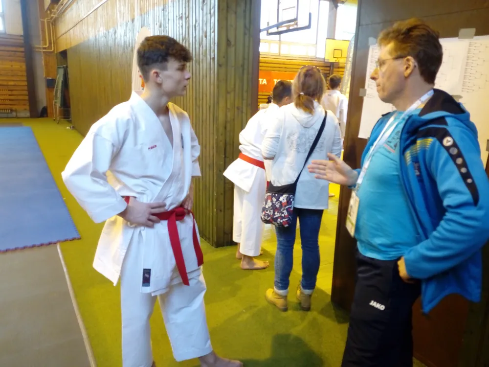 První medaili z&nbsp;karate pro Pardubický kraj získal Müller. Medaili si jednoznačně zasloužil, chválil trenér