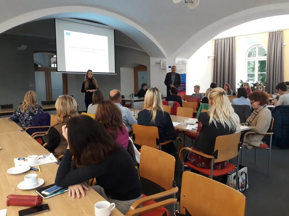 Společné jednání zástupců projektu Krajský akční plán vzdělávání Pardubického kraje se zástupci projektů Místních akčních plánů rozvoje vzdělávání v&nbsp;Pardubickém kraji