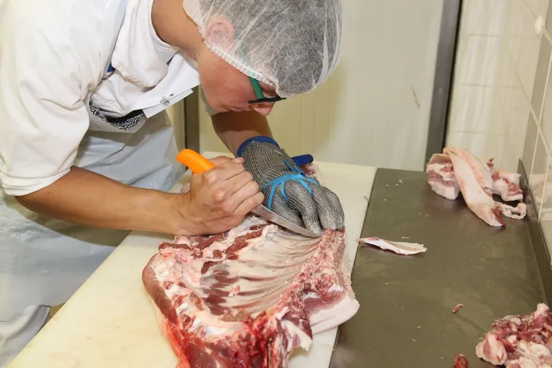 Budoucí řezníci a&nbsp;uzenáři dostanou nové vybavení