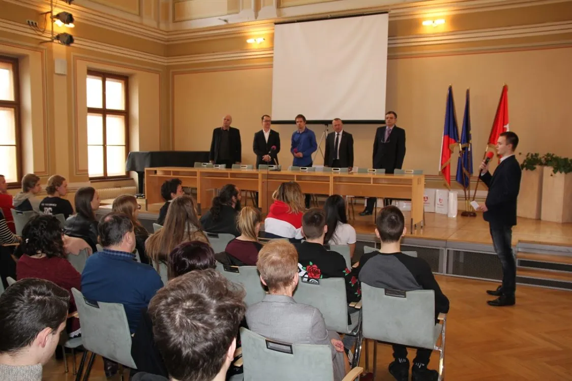 Studenti ze SPŠE spolupracovali se zahraničními vrstevníky na 3D tiskárně i&nbsp;televizních zprávách