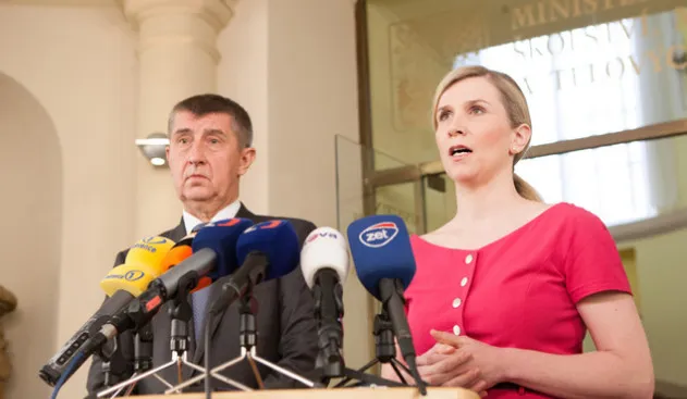 Ministryně Valachová jednala s&nbsp;ministrem financí