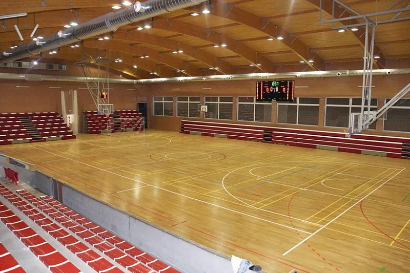 Hala na Dašické v&nbsp;Pardubicích získá nové šatny a&nbsp;propojení s&nbsp;gymnáziem