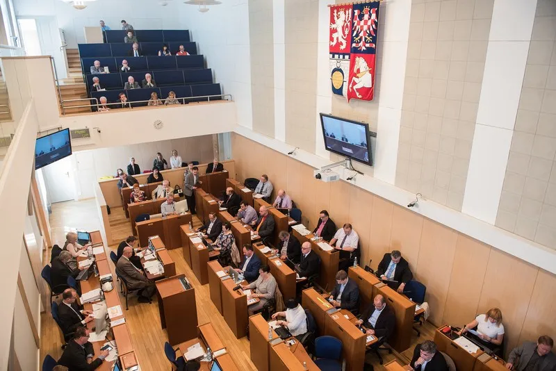 Více jak 140 milionů z&nbsp;přebytku hospodaření posílí krajské investice