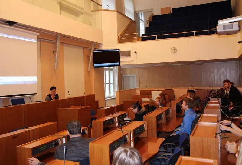 Polští studenti si připomněli normalizaci, navštívili i&nbsp;sídlo kraje