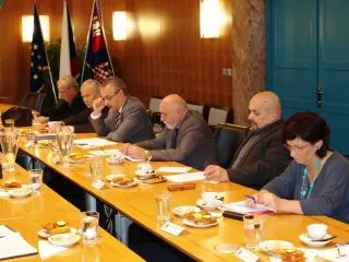 Ucastnici_tripartity1