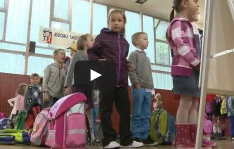 Video: první školní den na ZŠ Pardubice – Studánka