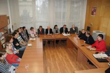 Na_gymnaziu_v_Moravske_Trebove_debatoval_s_pedagog
