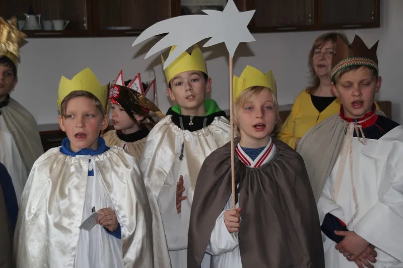 Tříkráloví koledníci navštívili i&nbsp;Pardubický kraj