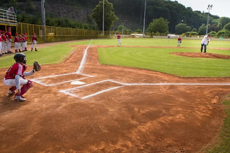 Slavnostní nadhoz zahájil mistrovství Evropy v&nbsp;baseballu žáků