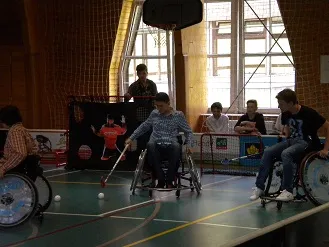 Fiktivní firmy ze ZŠ Prodloužená na workshopu v&nbsp;Jánských Lázních