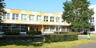 Kantýna v&nbsp;základní škole