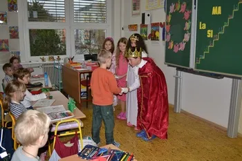 Slavnostní předávání slabikářů
