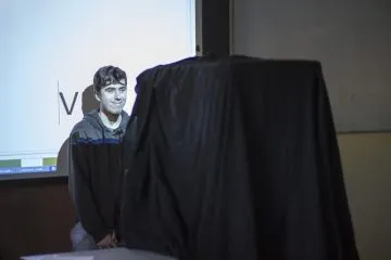 100_3