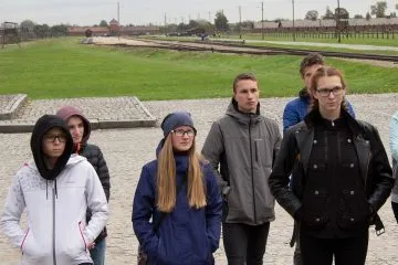 7399