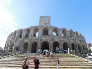 arles-amfiteatr-Barca-a-Radim