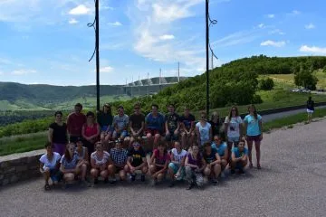 my-a-pont-de-Millau