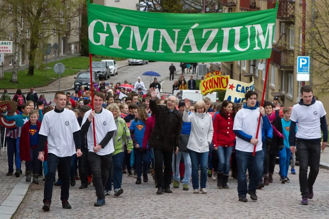 Gymnázium Česká Třebová – Majálesoví superhrdinové