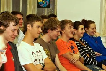 12-.-bylo-oboustrane