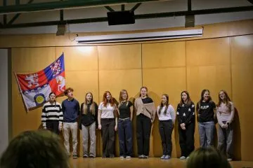 zahajeni_aula_mensi