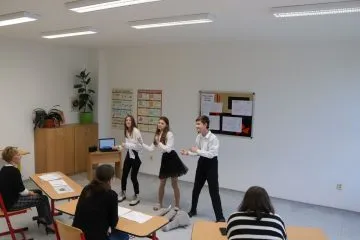 pet_jazyku_4_mensi